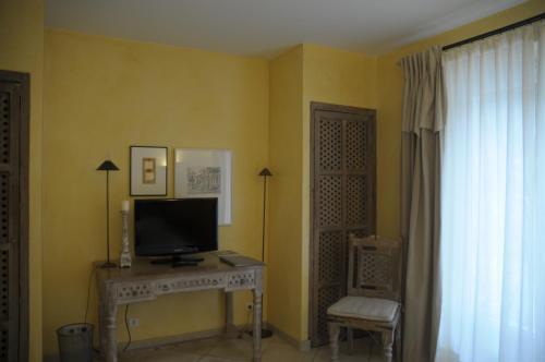 Hotel Villa Les Rosiers Grimaud Exterior foto